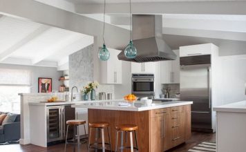 💡 Cuatro ideas originales con taburetes para tu isla de cocina